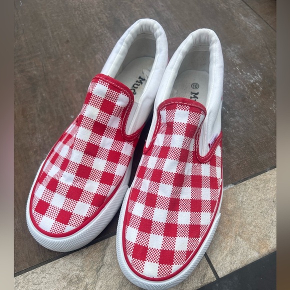 Mudd Womens  10 Poppy-197L Slip On Flats Checkered Comfort White Red Canvas - Picture 1 of 8